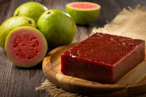 Dulces de Guayaba en Colombia: Un Viaje de Sabor y Tradición