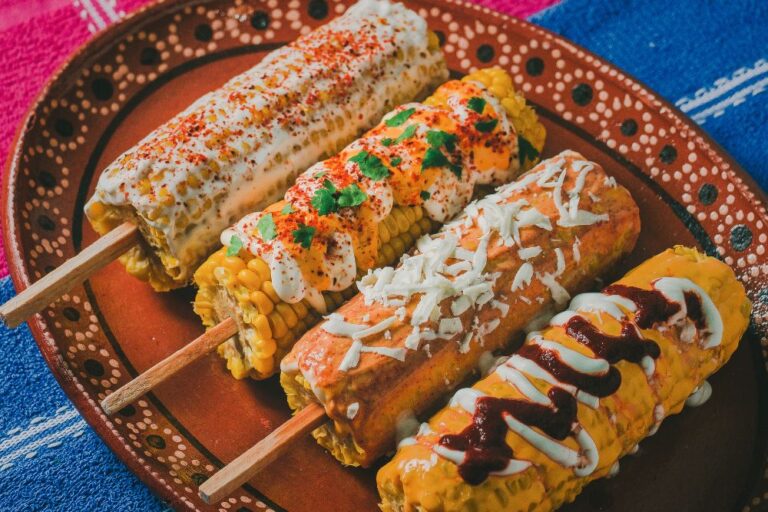 Antojos callejeros mexicanos: los 10 imperdibles del sabor