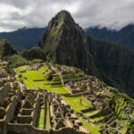 Machu Picchu y el Valle Sagrado: Guía práctica para viajeros latinos