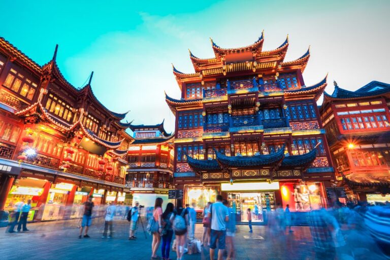 Shanghai y Beijing: La China moderna que todo viajero debe conocer