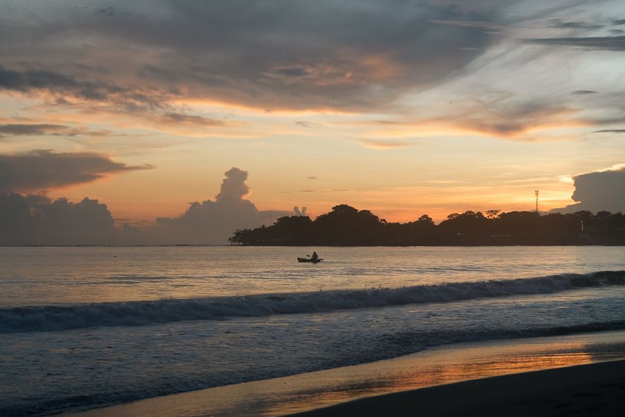 Destinos de playa en Centroamérica con vuelos directos y cortos desde EE.UU. 2 Requisitos migratorios para viajar a playas centroamericanas